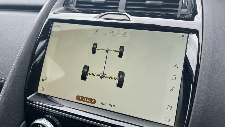 Jaguar E-Pace 2.0 D200 R-Dynamic SE Black 5dr Auto Diesel Estate